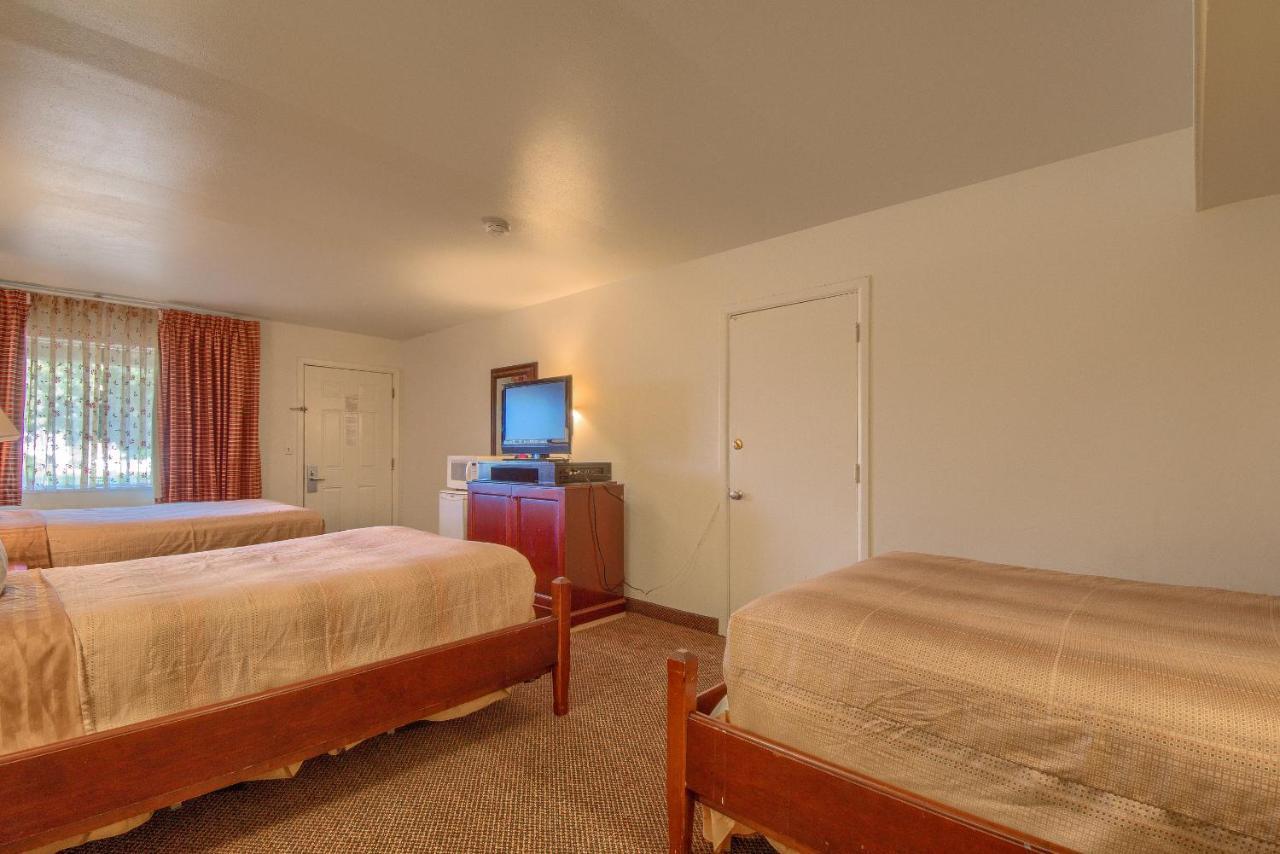 Americas Best Value Inn יובלדה מראה חיצוני תמונה